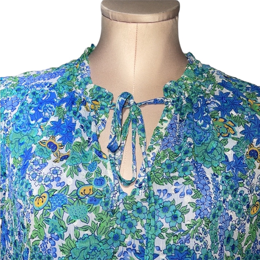 Joie NWOT short sleeve blouse with beautiful floral print. Size M. - Picture 2 of 10